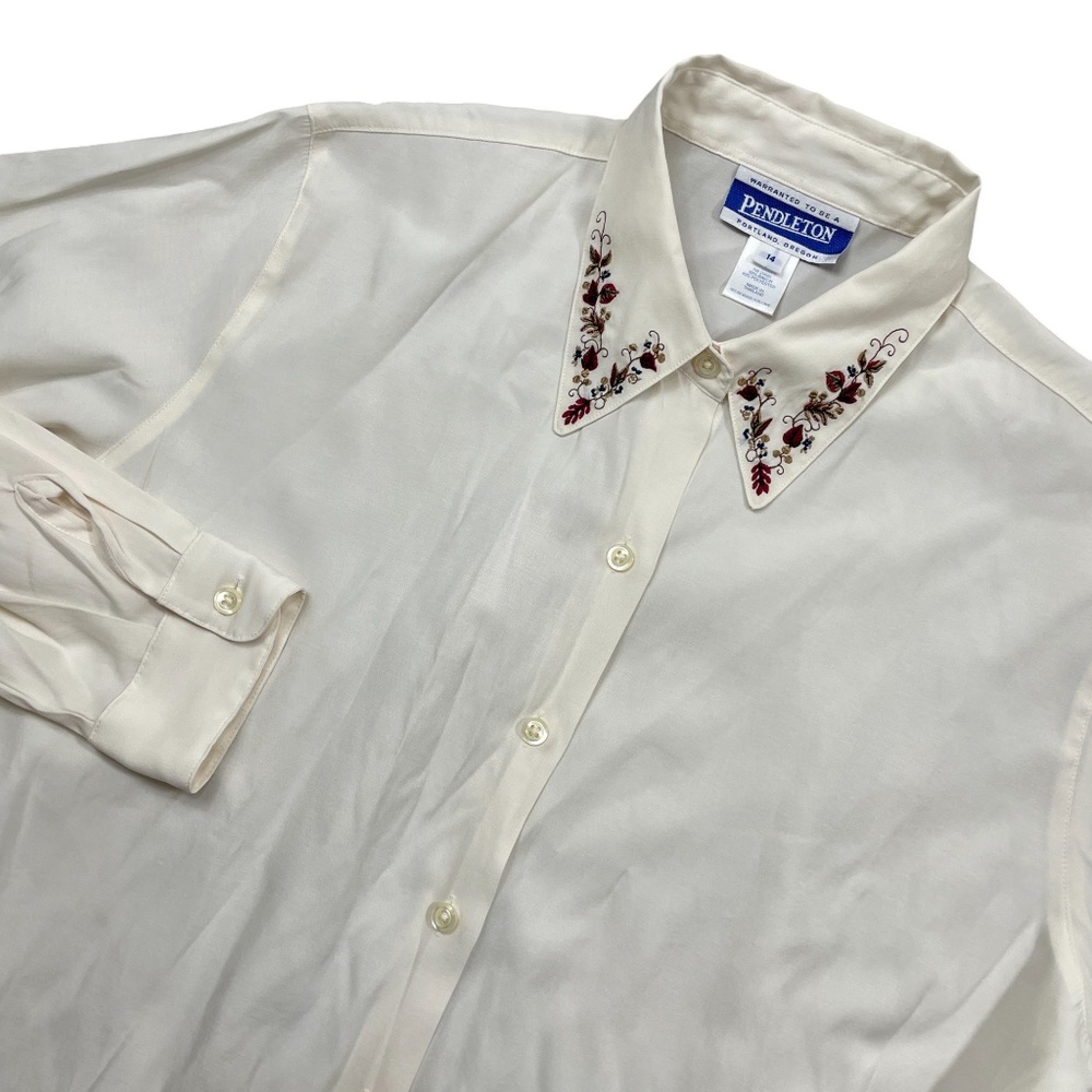 Pendleton 14 Ivory Blouse Button Embroidered Coll… - image 2
